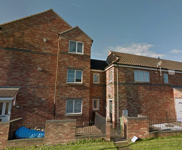 3 Bedroom Flat To Rent In Village Heights, Gateshead NE8
