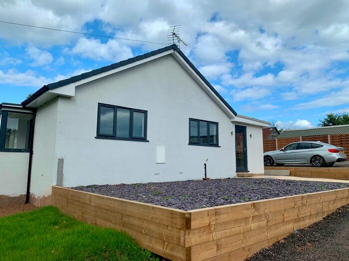 4 Bedroom Detached Bungalow To Rent In Perkins Village, Exeter, EX5