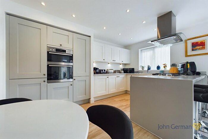 4 Bedroom Detached House For Sale In St. Cuthberts Road, Doveridge, DE6