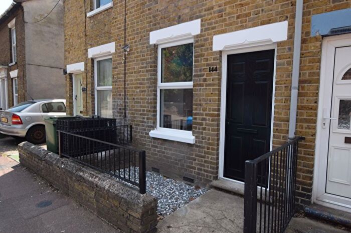 2 Bedroom Terraced House To Rent In Union Street, Maidstone, ME14