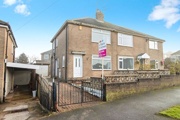 2 Bedroom Semi Detached House For Sale In Lulworth Crescent, Leeds, LS15