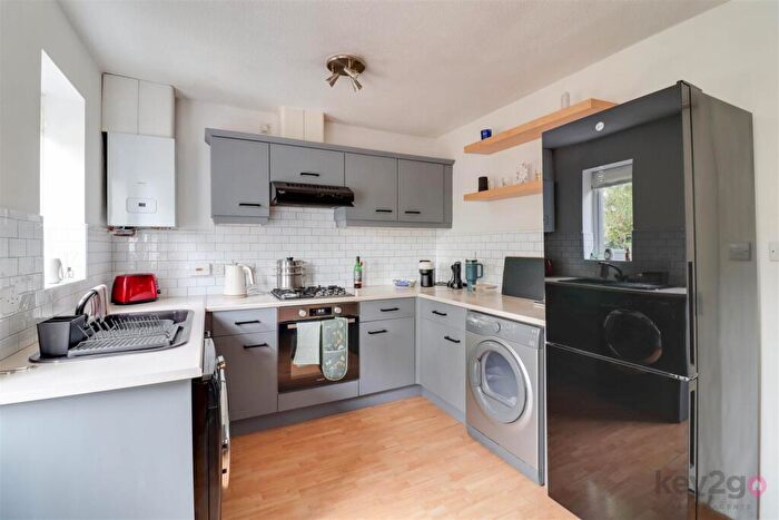 3 Bedroom Semi-Detached House For Sale In Plumbley Hall Road, Mosborough, Sheffield, S20