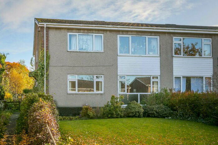 2 Bedroom Flat For Sale In Cairns Gardens, Balerno, EH14