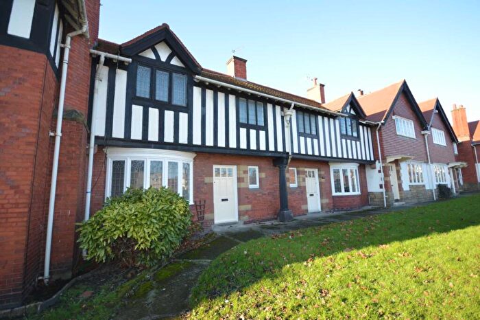 2 Bedroom Terraced House To Rent In New Chester Road, Port Sunlight, CH62