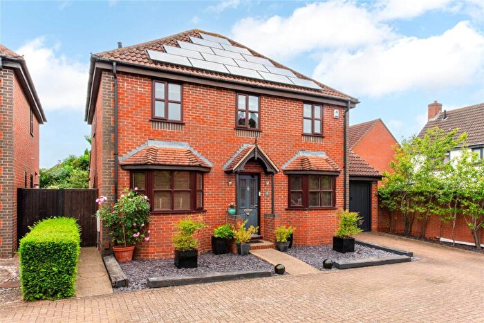 5 Bedroom Detached House To Rent In Bowling Leys, Middleton, Milton Keynes, Buckinghamshire, MK10
