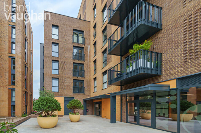 1 Bedroom Flat To Rent In Davigdor Road, Hove, East Sussex, BN3