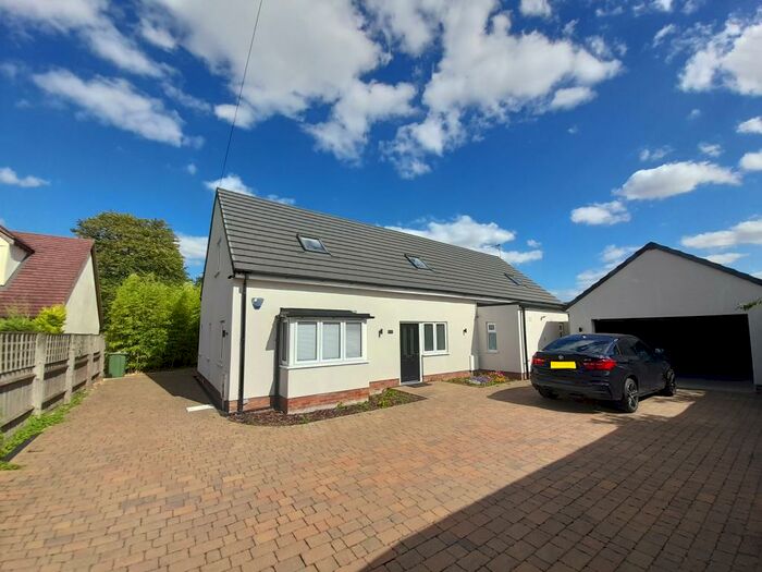 4 Bedroom Detached House To Rent In Woburn Sands, MK17