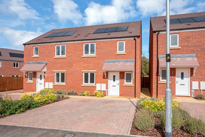 3 Bedroom Semi-Detached House To Rent In Charles Dyer Close, Melton Mowbray, LE13