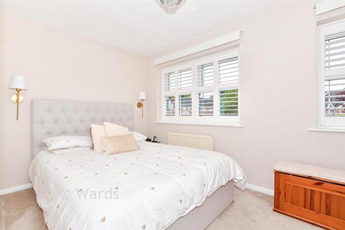2 Bedroom End Of Terrace House For Sale In Foxglove Rise, Maidstone, Kent, ME14