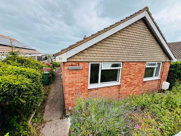 3 Bedroom Bungalow To Rent In Rodmill Drive, Eastbourne, BN21