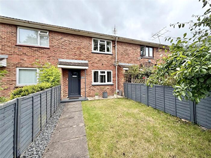 3 Bedroom Terraced House For Sale In Cadnam Close, Aldershot, Hampshire, GU11
