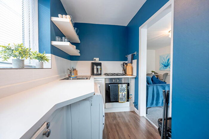 2 Bedroom Semi-Detached House For Sale In Gainsford Road, Southampton, SO19