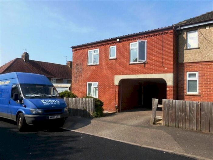 1 Bedroom Flat To Rent In George Street, Higham Ferrers, Rushden, NN10