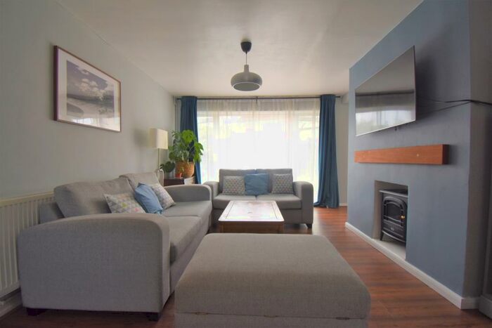 3 Bedroom Semi-Detached House To Rent In Albany Road Belvedere, DA17