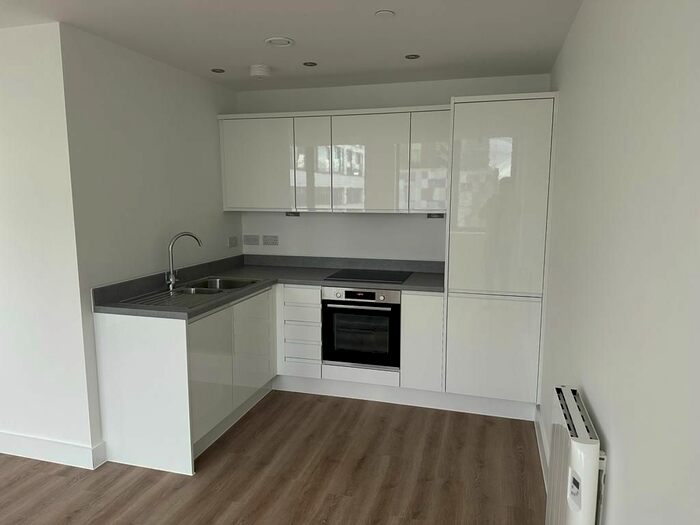 1 Bedroom Flat To Rent In Talbot Road, Manchester, M16