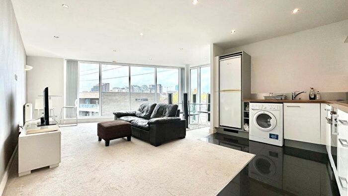 2 Bedroom Flat To Rent In Seagull Lane, London, E16