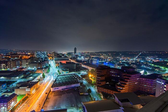 1 Bedroom Flat To Rent In Velocity Tower, St. Mary's Gate, Sheffield, S1
