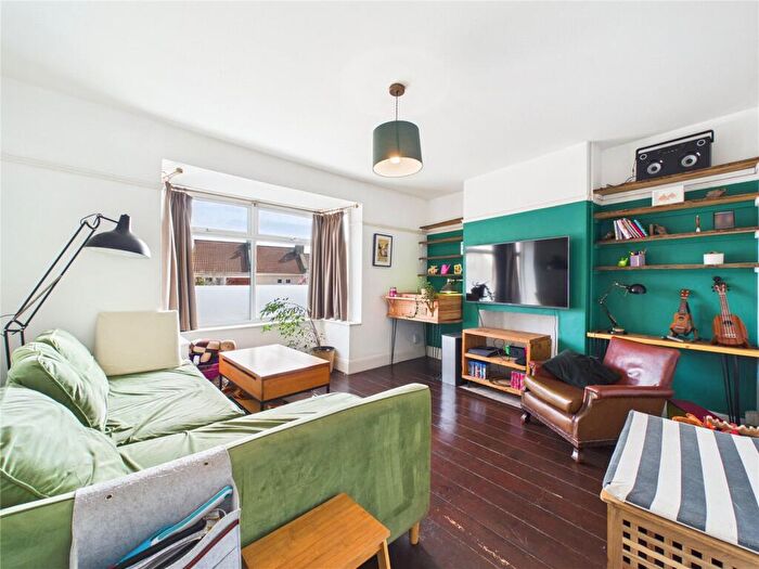 3 Bedroom End Of Terrace House For Sale In West Street, Bristol, BS3