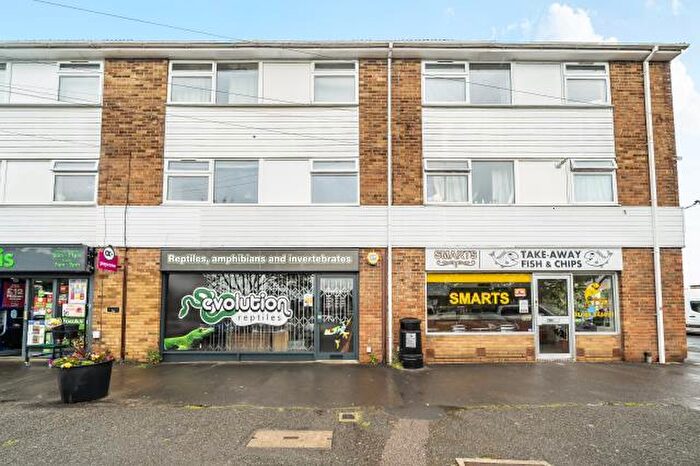 1 Bedroom Apartment For Sale In Fairfax Centre, Kidlington, OX5