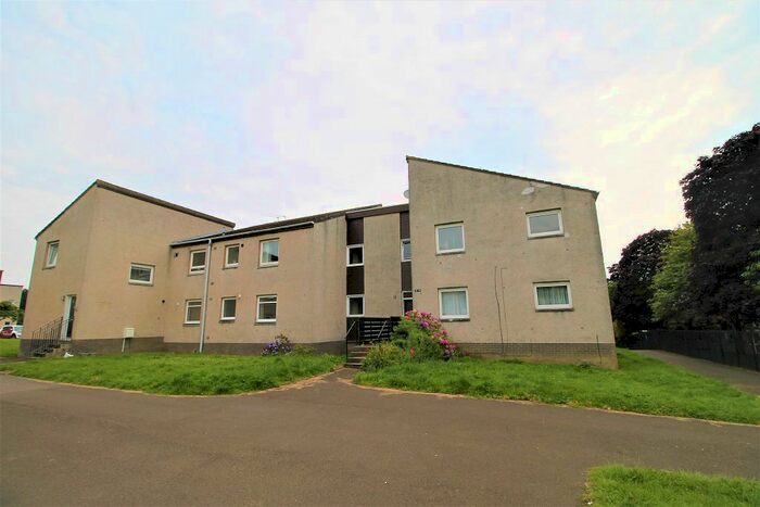 2 Bedroom Flat To Rent In Dochart Terrace, Dundee, DD2