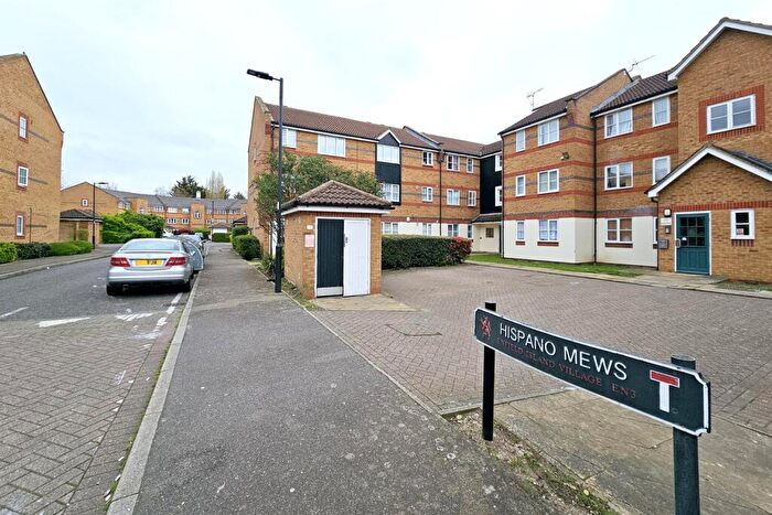 1 Bedroom Flat For Sale In Hispano Mews, EN3