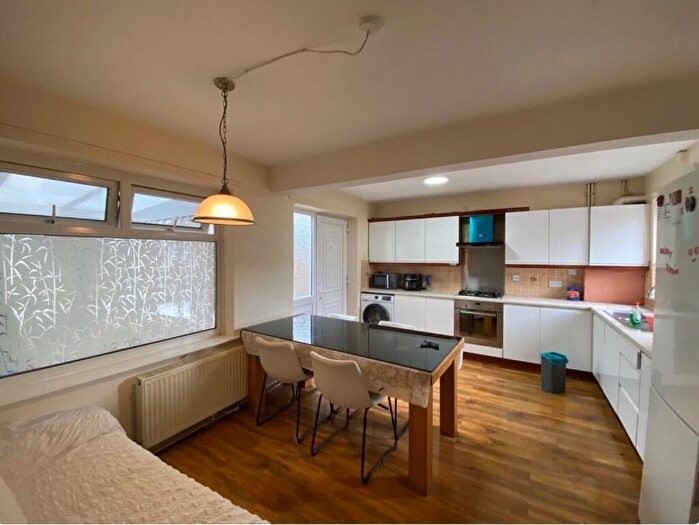 1 Bedroom Detached House To Rent In Arley Moss Road, Manchester, , [Ref: Bp], M13