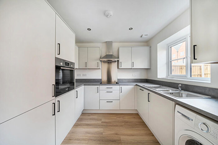 3 Bedroom House To Rent In Upton Hall Crescent, Upton, NN5