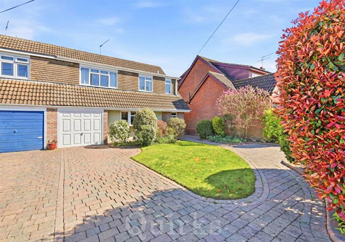 5 Bedroom Semi Detached House For Sale In Springfield Road, Billericay, CM12