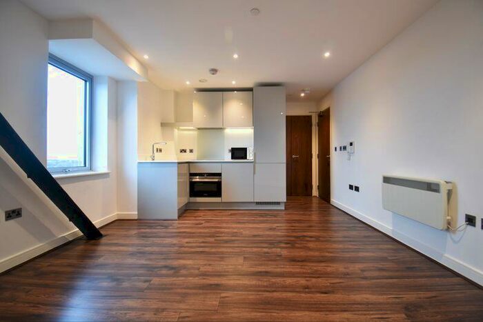 Studio To Rent In Th Floor, Churchill Place, Churchill Way, Basingstoke, RG21