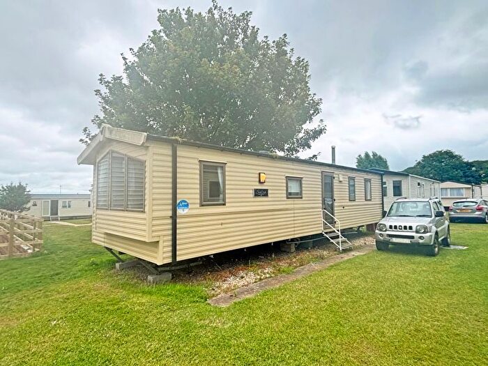 3 Bedroom Mobile/park Home For Sale In Watchet, TA23