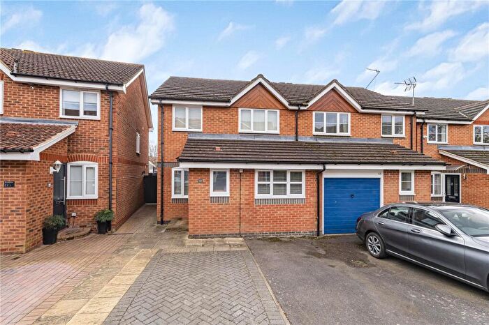 3 Bedroom Semi Detached House For Sale In Windrush, New Malden, KT3