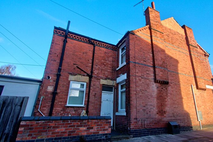 2 Bedroom Terraced House To Rent In Clarendon Park Road, Clarendon Park, Leicester, LE2