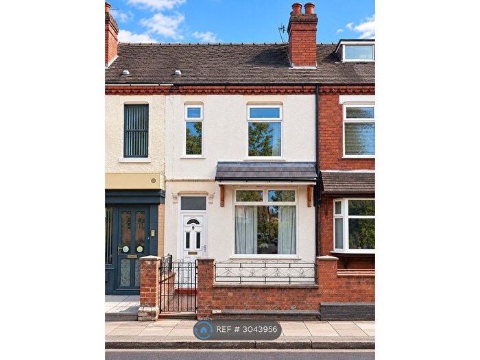 3 Bedroom Terraced House To Rent In Hartshill Road, Stoke-On-Trent, ST4
