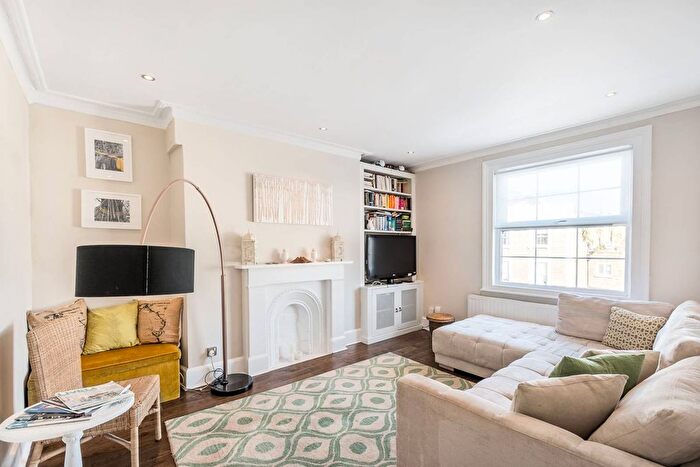 2 Bedroom Flat To Rent In Warwick Gardens, Kensington, London, W14