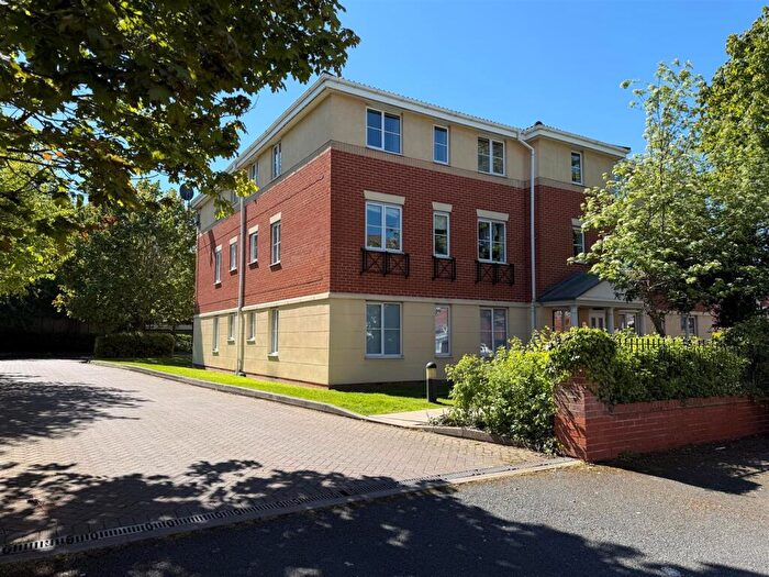 1 Bedroom Apartment For Sale In King Street, Cradley Heath, B64