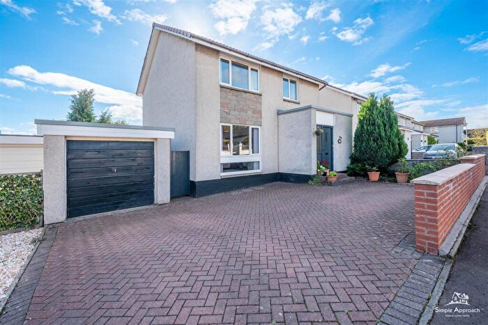 4 Bedroom House For Sale In Buchan Drive, Perth, PH1