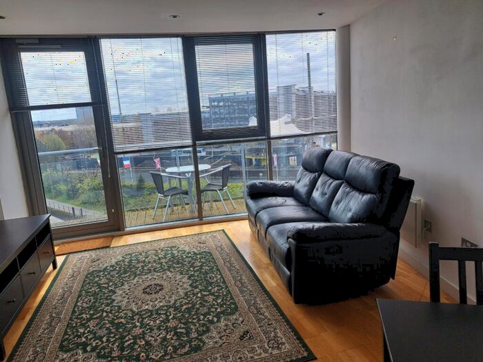 2 Bedroom Apartment To Rent In Roberts Wharf, East Street, Leeds, LS9