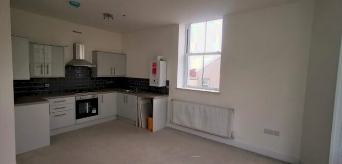 2 Bedroom Flat To Rent In Flat C, Banwell Street, Morriston, Swansea, SA6