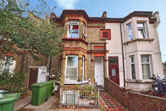5 Bedroom Terraced House For Sale In Upton Lane, London, London, E7