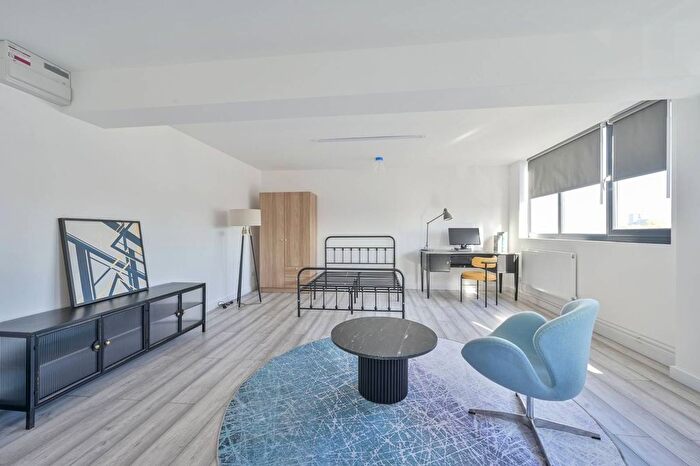 Studio To Rent In Deer Park Road, Merton Abbey Mills, Wimbledon, SW19