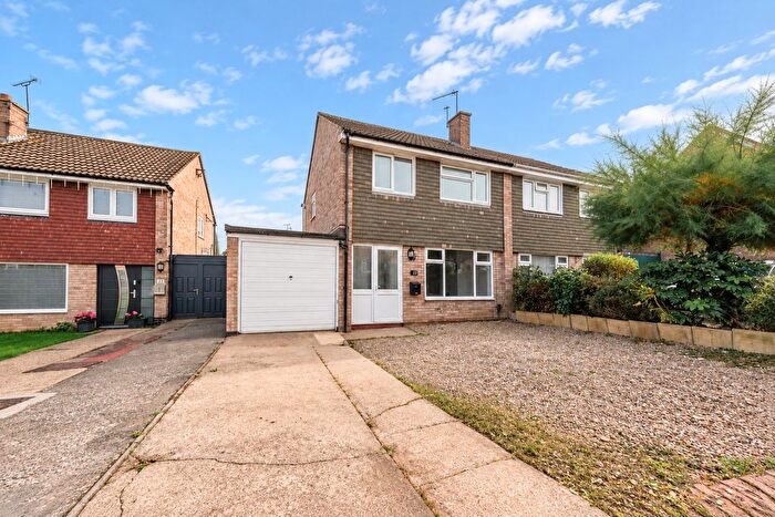 3 Bedroom Semi-Detached House For Sale In Cathkin Close, Leicester, Leicestershire, LE3