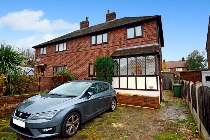3 Bedroom Semi-Detached House To Rent In Lowmoor Crescent, Hall Green, Wakefield, West Yorkshire, WF4