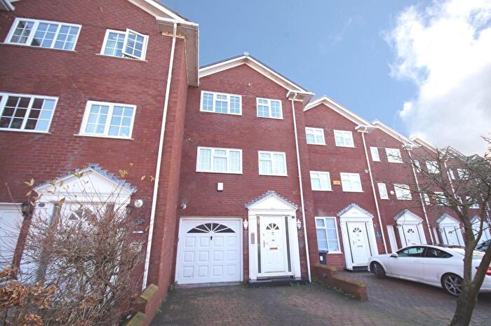 2 Bedroom Town House To Rent In Open Golf - Beach Priory Gardens, Southport, PR8