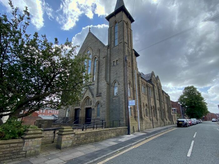 2 Bedroom Flat To Rent In Northgate House, Standishgate, Wigan, WN1