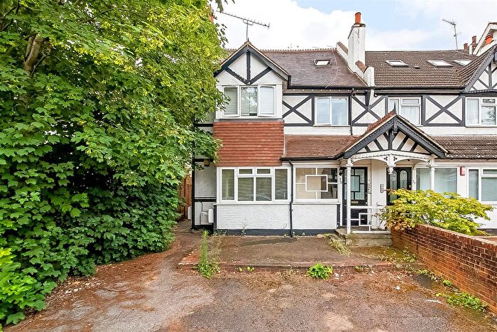 Studio For Sale In Brighton Road, Purley, CR8