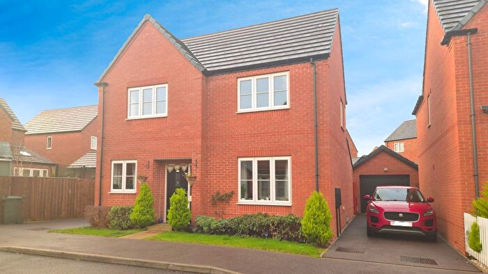 4 Bedroom Detached House To Rent In Bennett Drive, Banbury, OX16