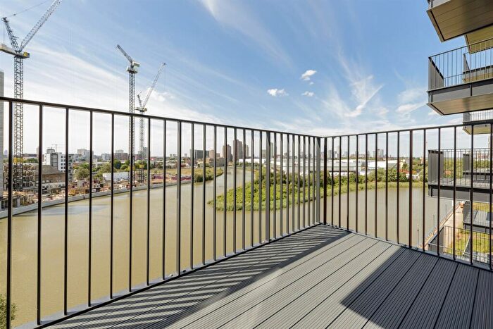 1 Bedroom Apartment To Rent In Barnacle House, Hemlock Street, E14