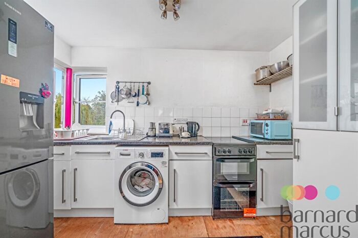 1 Bedroom Flat For Sale In Pageant Avenue, London, NW9
