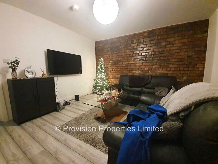 5 Bedroom Terraced House To Rent In Brudenell View, Hyde Park, Leeds, LS6