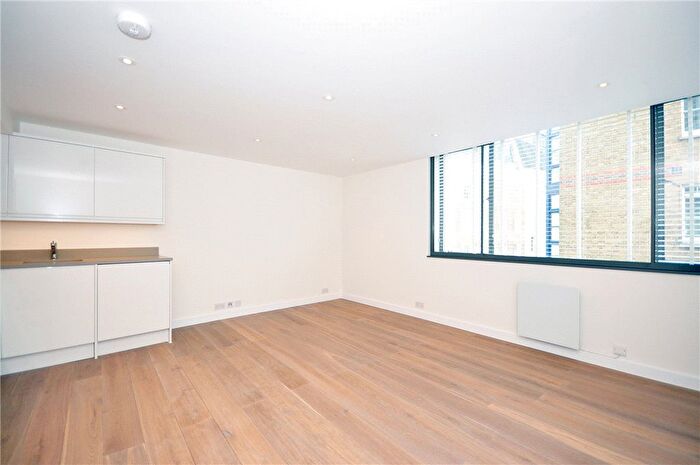 2 Bedroom Flat To Rent In Shelton Street, Covent Garden, WC2H